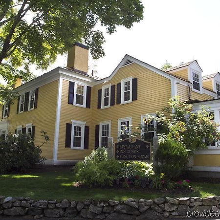 Bedford Village Inn Exterior foto